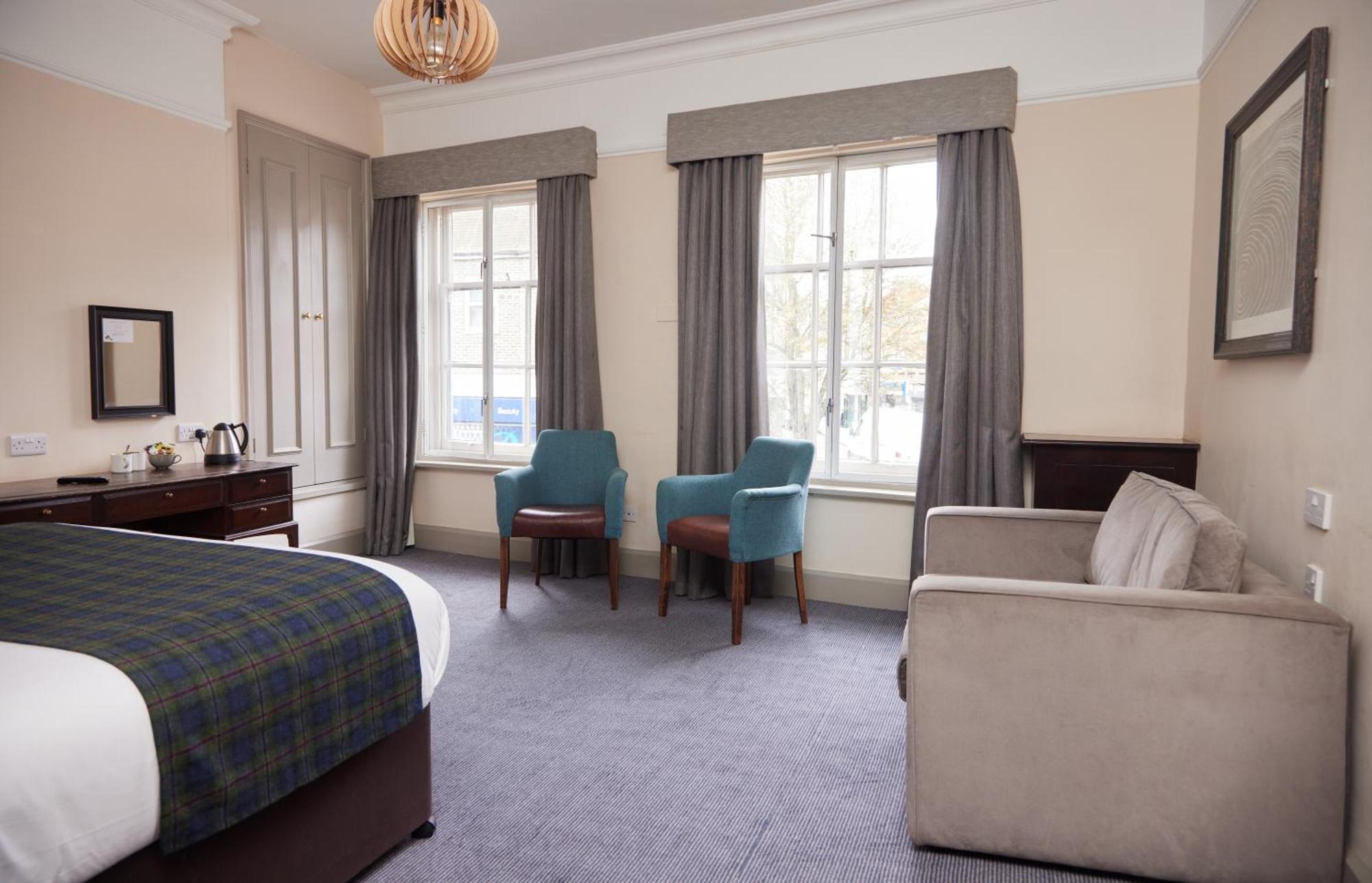 Swan Hotel By Greene King Inns อัลตัน ภายนอก รูปภาพ