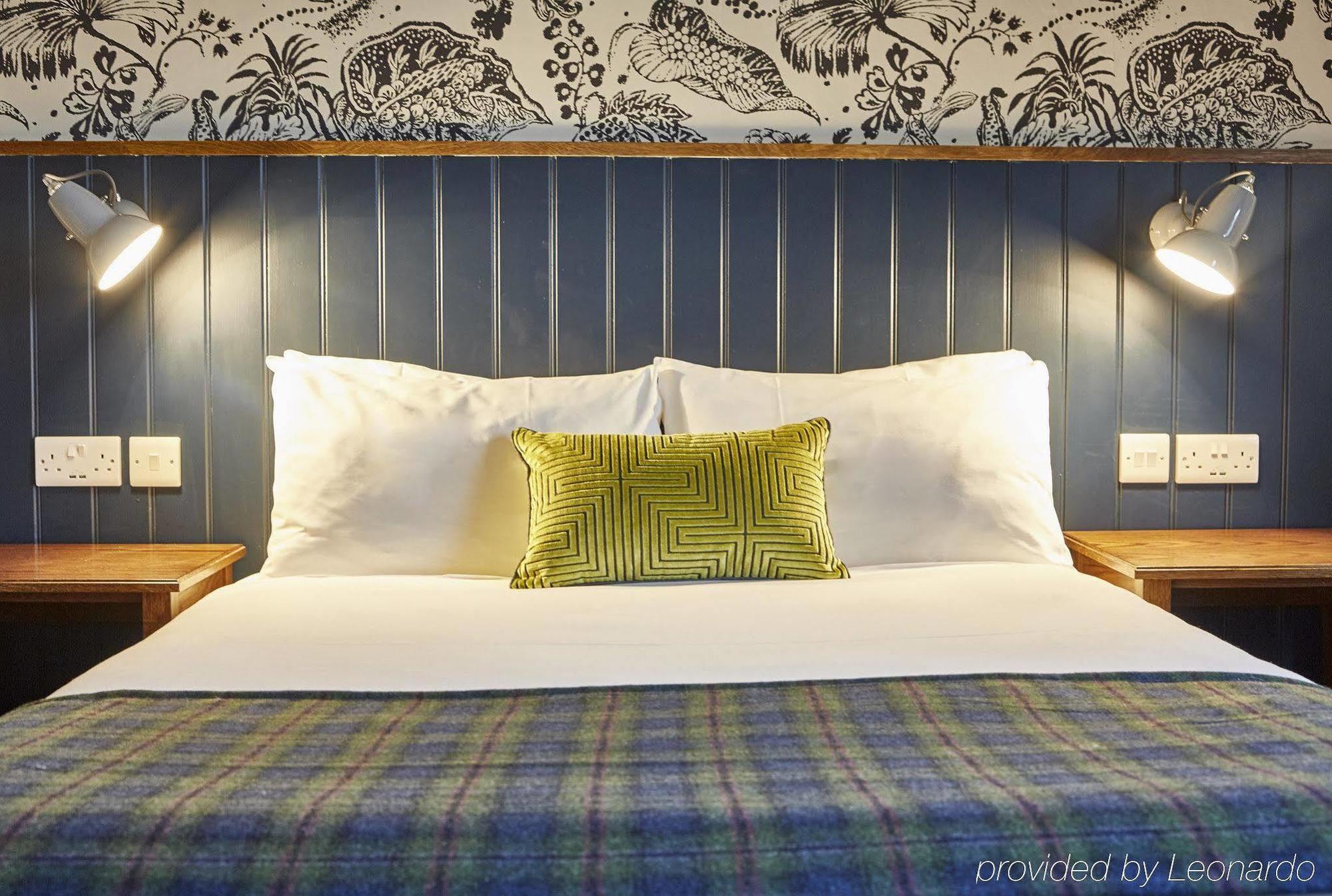 Swan Hotel By Greene King Inns อัลตัน ภายนอก รูปภาพ