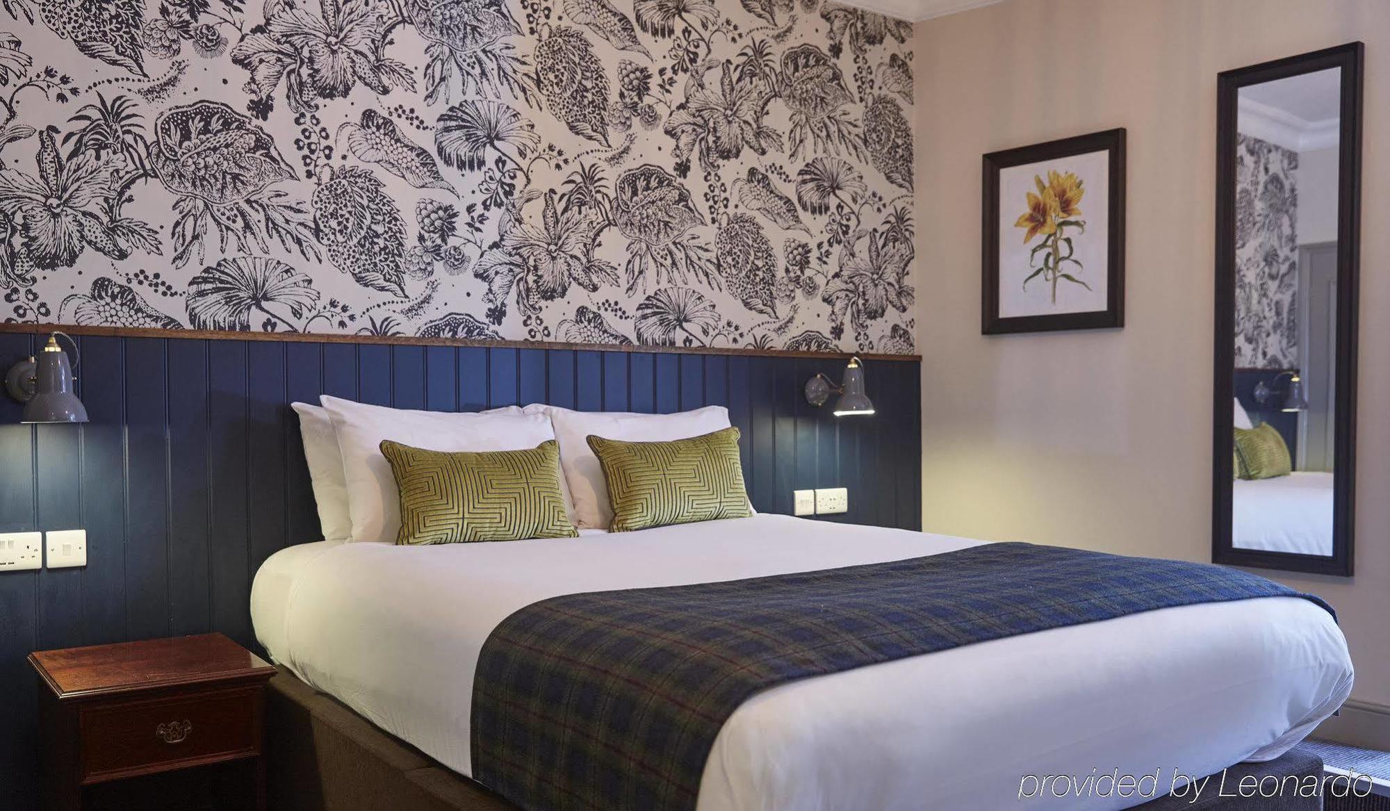 Swan Hotel By Greene King Inns อัลตัน ภายนอก รูปภาพ