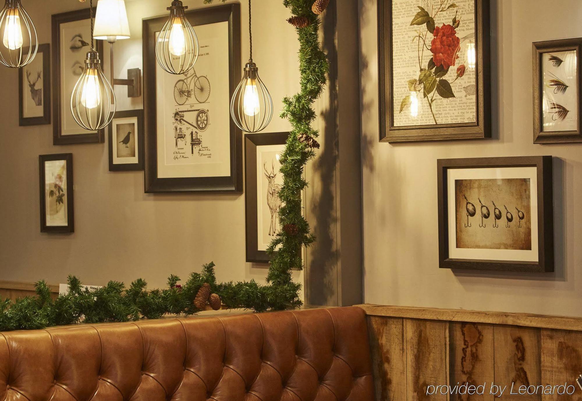 Swan Hotel By Greene King Inns อัลตัน ภายนอก รูปภาพ