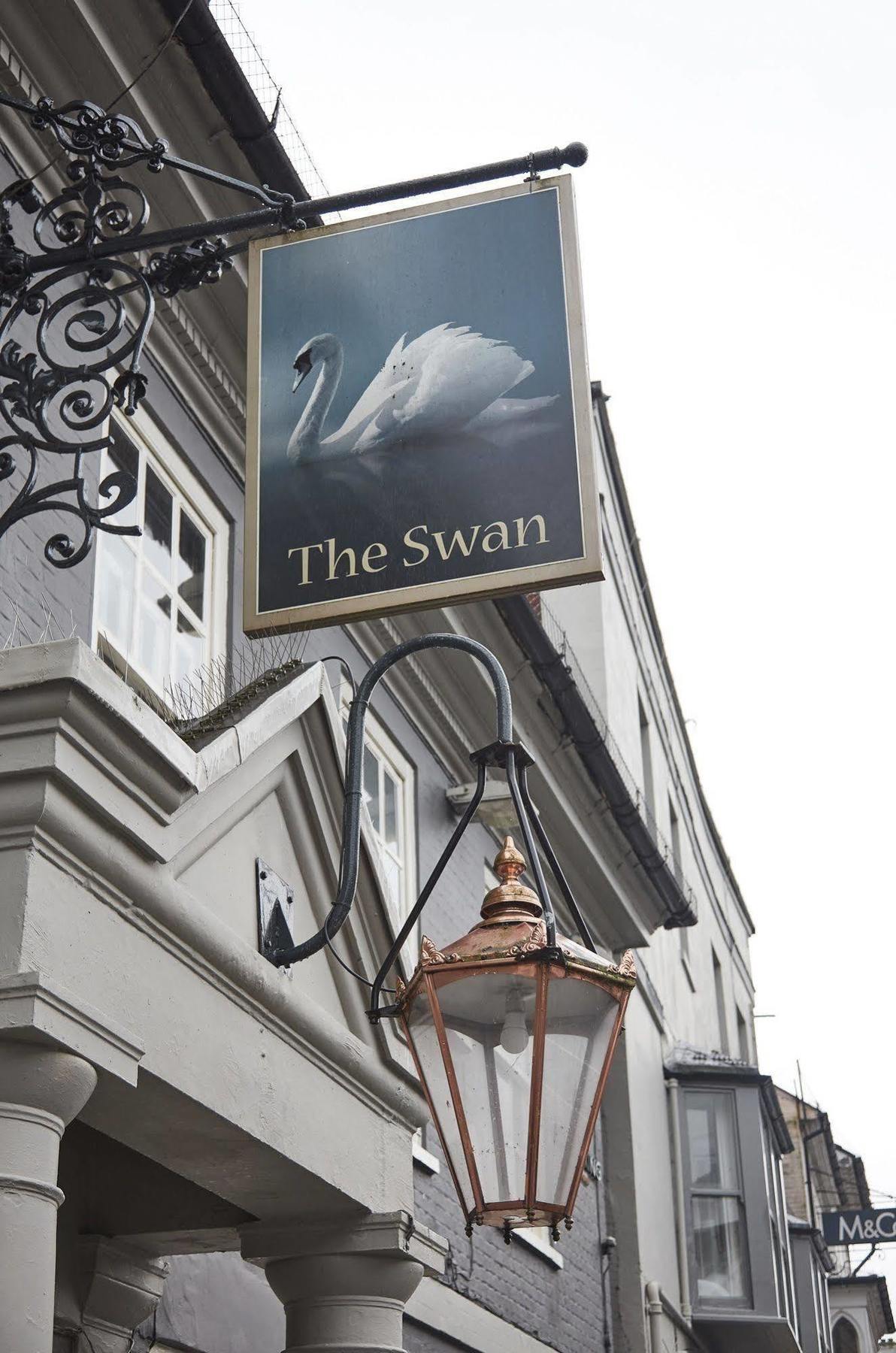 Swan Hotel By Greene King Inns อัลตัน ภายนอก รูปภาพ
