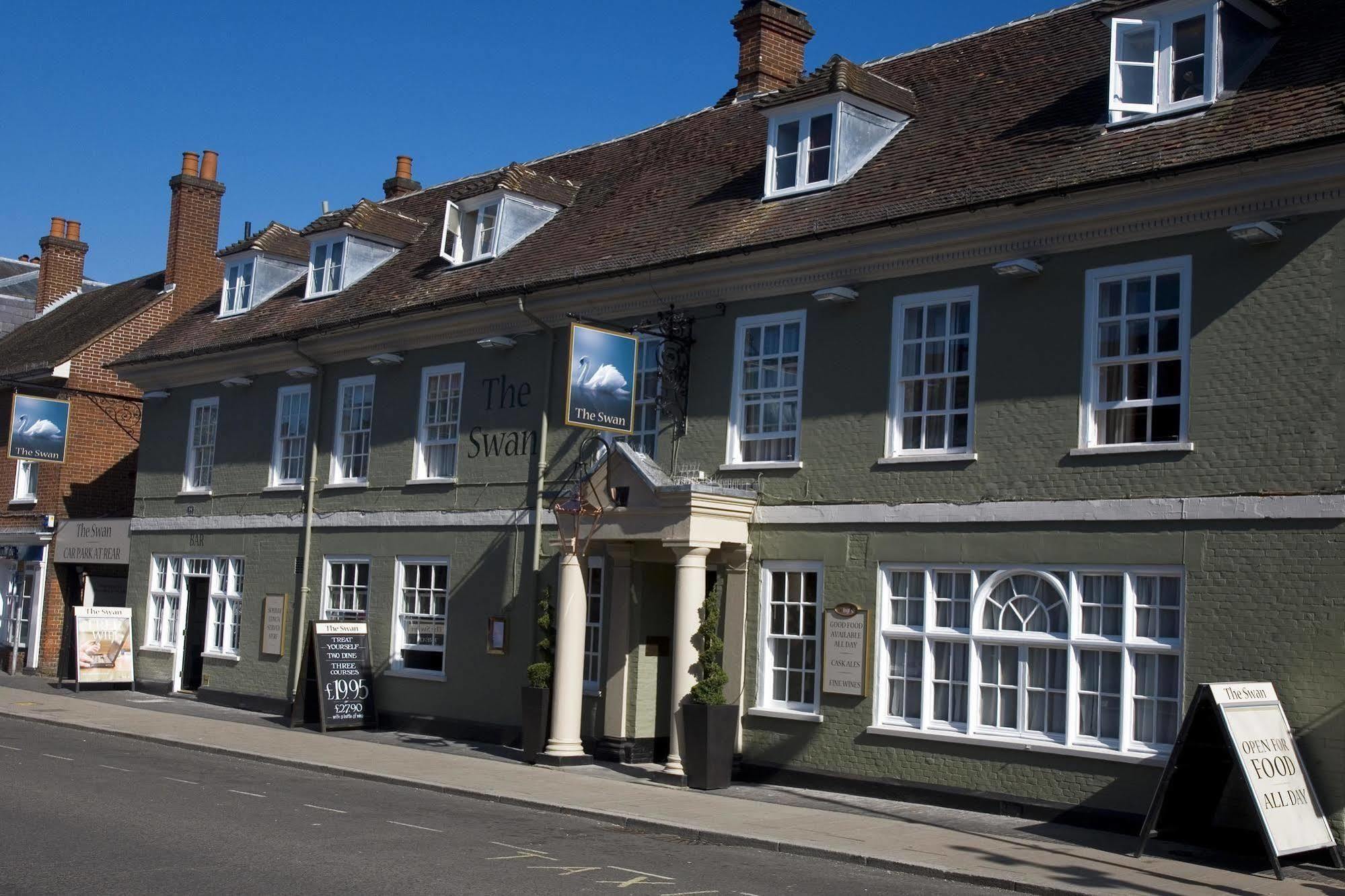 Swan Hotel By Greene King Inns อัลตัน ภายนอก รูปภาพ